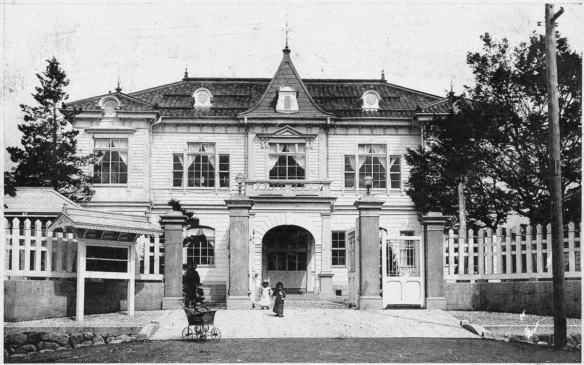 初代行啓記念山形県立図書館（博）